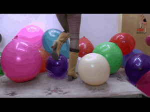 Big Balloons under new winter Boots 2