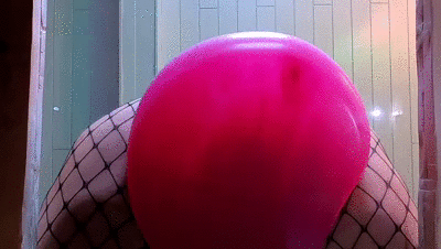 Sexy butt crush clip on balloon