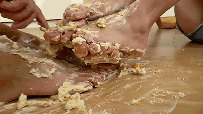 Cakes crushed between 6 sexy feet